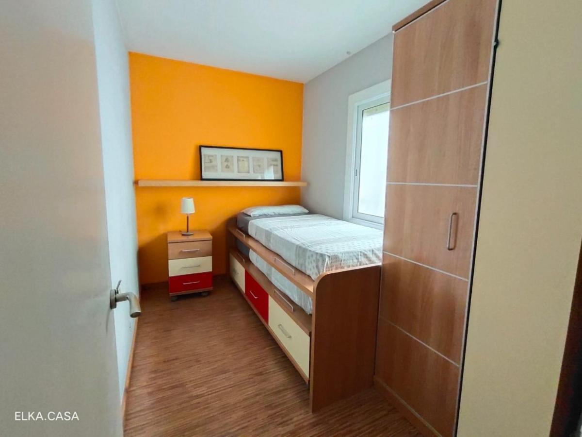 Ferienwohnung Apartamento Muy Luminoso En Segunda Linea De Mar Roda de Bará Exterior foto