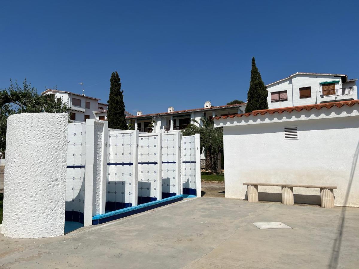 Ferienwohnung Apartamento Muy Luminoso En Segunda Linea De Mar Roda de Bará Exterior foto